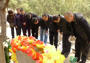 臘月可以上墳嗎？臘月上墳時間