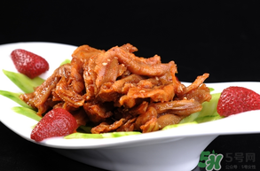 無骨鴨掌怎么去骨頭？無骨鴨掌怎么做好吃？