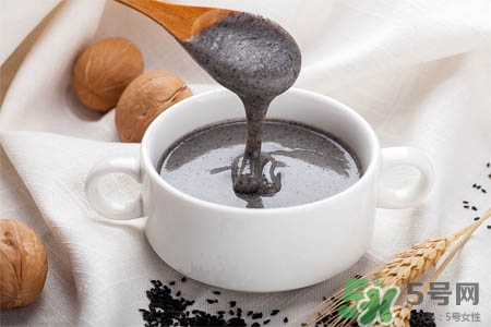 芝麻糊養(yǎng)胃嗎？芝麻糊對胃好嗎？