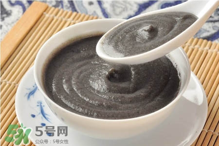 芝麻糊不能和什么一起吃？芝麻糊與哪些食物相克？