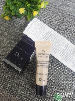 迪奧粉底液色號 dior迪奧粉底液試色 迪奧粉底液色號 dior迪奧粉底液試色