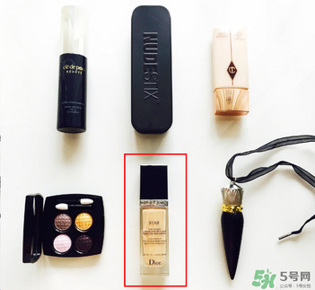 迪奧粉底液色號 dior迪奧粉底液試色 迪奧粉底液色號 dior迪奧粉底液試色