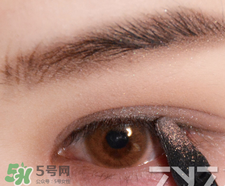 冬日微醺妝容教程,冬日微醺妝容怎么畫(huà) 冬日微醺妝容教程,冬日微醺妝容怎么畫(huà)