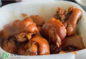 腌豬腳放多少鹽？腌臘豬腳放多少鹽？