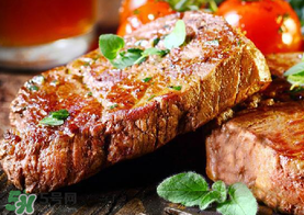 自己在家怎么腌牛排？自己在家腌制牛排需要什么材料？