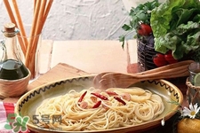 面條熱量高嗎？吃面條會(huì)胖嗎？