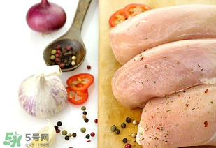 雞胸肉煮多久能熟？雞胸肉怎么煮比較嫩？