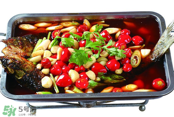 微波爐烤魚要多長(zhǎng)時(shí)間？微波爐烤魚要怎么做？