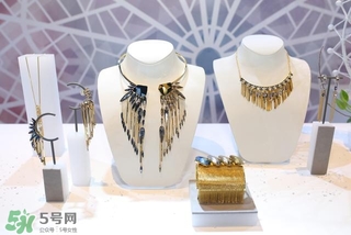 施華洛世奇2017春夏新款有哪些？施華洛世奇2017春夏新款多少錢？