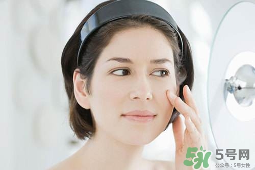 蘋果可以去黑眼圈嗎?蘋果怎么用去黑眼圈? 蘋果可以去黑眼圈嗎?蘋果怎么用去黑眼圈?