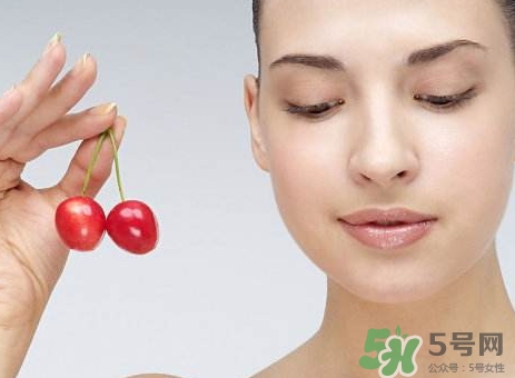 蘋果可以去黑眼圈嗎?蘋果怎么用去黑眼圈? 蘋果可以去黑眼圈嗎?蘋果怎么用去黑眼圈?