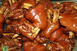 買(mǎi)豬蹄是前蹄好還是后蹄好？豬蹄怎么分前蹄和后蹄？