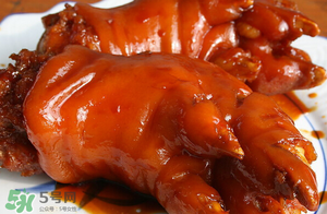 買(mǎi)豬蹄是前蹄好還是后蹄好？豬蹄怎么分前蹄和后蹄？