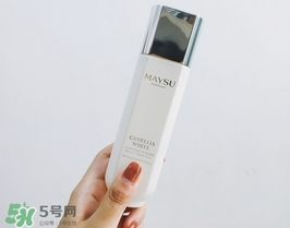 美容液是精華液?jiǎn)?？美容液和精華液的區(qū)別