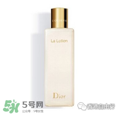 美容液是爽膚水嗎？美容液和爽膚水的區(qū)別