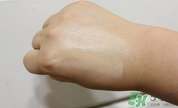 赫拉氣墊bb霜和雪花秀哪個(gè)好？赫拉氣墊bb霜和亦博哪個(gè)好