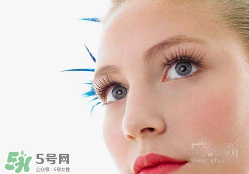 潤唇膏可以增長睫毛嗎？潤唇膏怎樣增長睫毛？