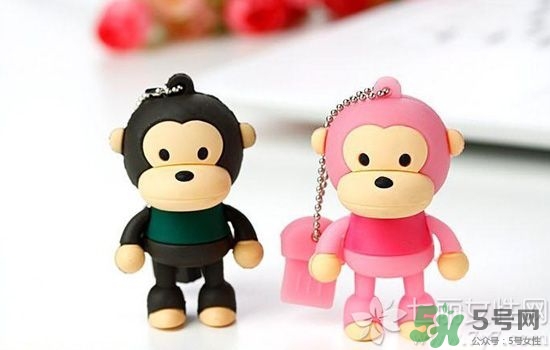 過年送女朋友什么禮物？過年給男朋友送什么