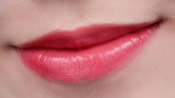 紀(jì)梵希2017全新禁忌之吻色號 紀(jì)梵希2017年全新禁忌之吻試色