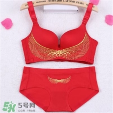 結(jié)婚要穿紅色內(nèi)衣嗎?結(jié)婚穿的內(nèi)衣可以洗嗎? 結(jié)婚要穿紅色內(nèi)衣嗎?結(jié)婚穿的內(nèi)衣可以洗嗎?