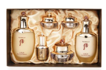 送媽媽什么護(hù)膚品好？給媽媽送什么護(hù)膚品好