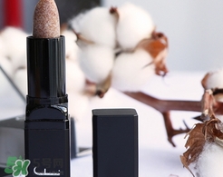 elf唇部磨砂膏怎么用？e.l.f唇部磨砂膏使用心得