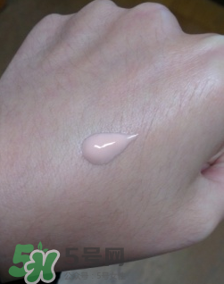 dior迪奧夢幻美肌修顏乳怎么用？迪奧修顏乳怎么用