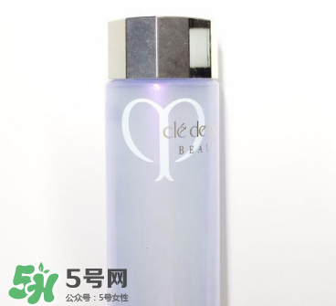 祛痘用什么護(hù)膚品好？祛痘護(hù)膚品哪個(gè)牌子好？