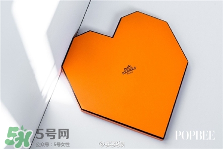 Hermes愛馬仕2017情人節(jié)限定絲巾多少錢?愛馬仕2017情人節(jié)限定 Hermes愛馬仕2017情人節(jié)限定絲巾多少錢?愛馬仕2017情人節(jié)限定