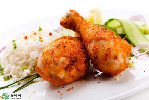 拉肚子可以吃雞腿嗎？吃雞腿會拉肚子嗎？