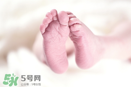 白酒可以泡腳嗎?白酒泡腳有什么好處 白酒可以泡腳嗎?白酒泡腳有什么好處