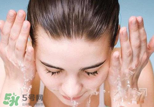 孕婦可以用白醋洗臉嗎？孕婦用白醋洗臉好嗎？