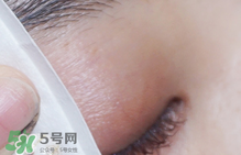 眼唇卸妝液怎么用？眼唇卸妝液使用方法