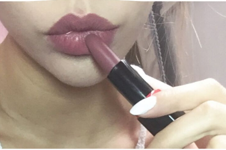 煙粉色是什么顏色？煙粉色口紅試色