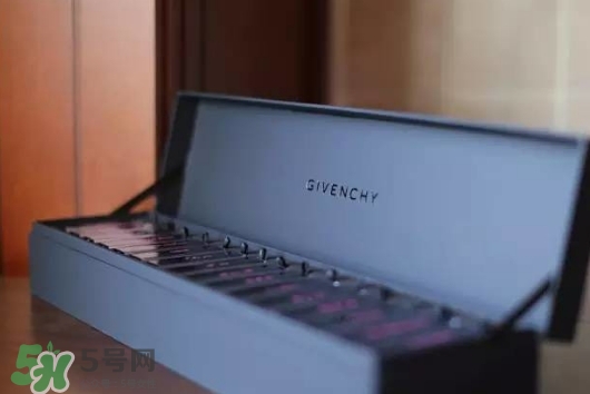 紀(jì)梵希我愛你口紅多少錢？紀(jì)梵希情人節(jié)我愛你刻字口紅價(jià)格