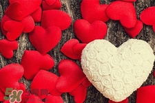 元宵節(jié)可以領(lǐng)結(jié)婚證嗎？元宵節(jié)領(lǐng)結(jié)婚證好嗎？