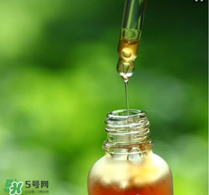 精華什么年紀(jì)用？精華什么年齡開(kāi)始用？