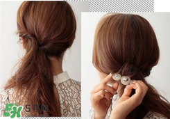 發(fā)型怎么扎好看學(xué)簡單發(fā)型 發(fā)型扎法簡單又好看