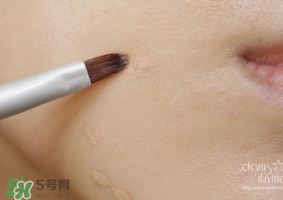 遮瑕液怎么用？遮瑕液使用方法