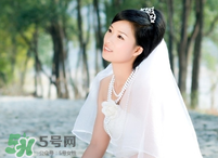 拍婚紗照可以戴眼鏡嗎？拍婚紗照戴眼鏡好不好？