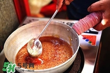 煮糖用什么鍋?zhàn)詈茫堪咎怯檬插伜线m？