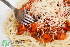 用電飯鍋怎么做面條?電飯鍋?zhàn)雒鏃l方法