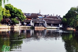 3月份去浙江穿什么？三月份去浙江穿衣搭配