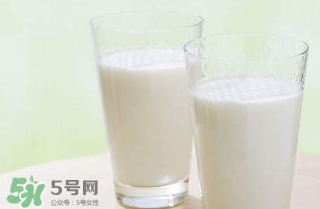 牛奶洗臉可以美白嗎?牛奶洗臉能美白嗎? 牛奶洗臉可以美白嗎?牛奶洗臉能美白嗎?