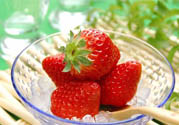 剛摘的草莓怎么清洗？新鮮草莓怎么洗才干凈？