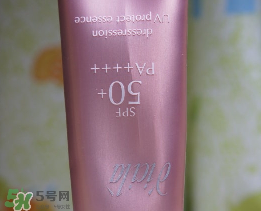 dicila蒂思嵐防曬綠管和粉管哪個(gè)好? dicila蒂思嵐防曬綠管和粉管哪個(gè)好?