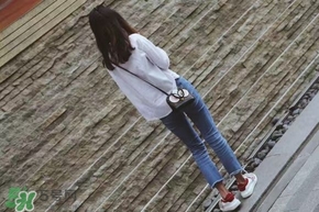 lv2017情人節(jié)限量包包多少錢？lv2017情人節(jié)愛情鳥小雞包價格