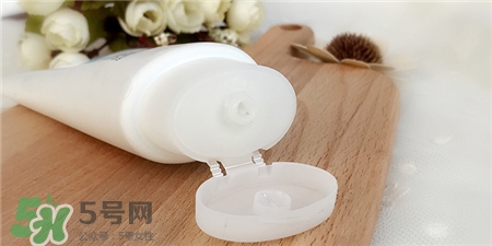 珂潤(rùn)卸妝啫喱怎么乳化?珂潤(rùn)卸妝啫喱怎么樣?