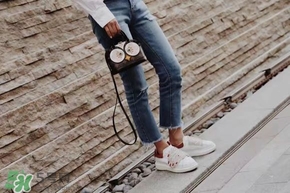 lv2017情人節(jié)限量包包多少錢？lv2017情人節(jié)愛情鳥小雞包價格