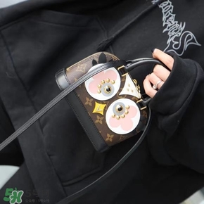 lv2017情人節(jié)限量包包多少錢？lv2017情人節(jié)愛情鳥小雞包價格